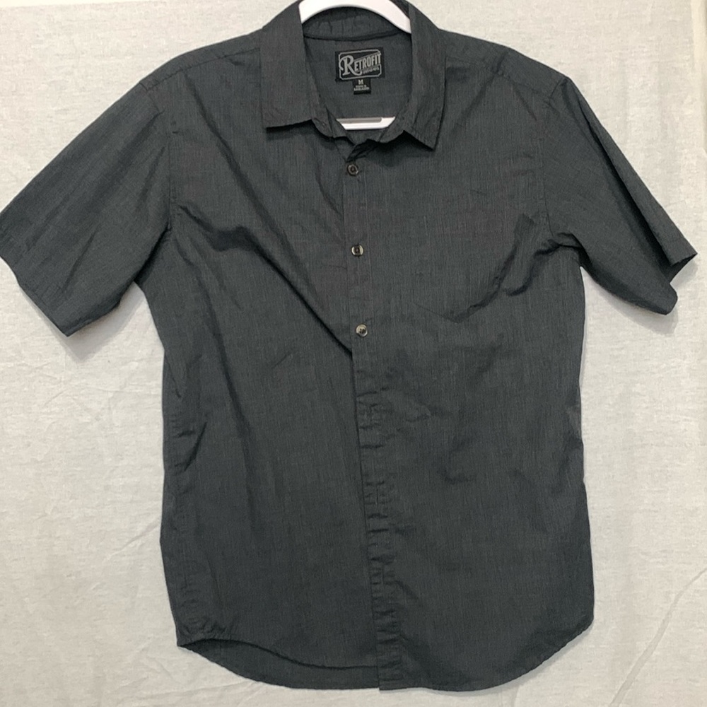 Retrofit men’s gray casual short sleeve button down